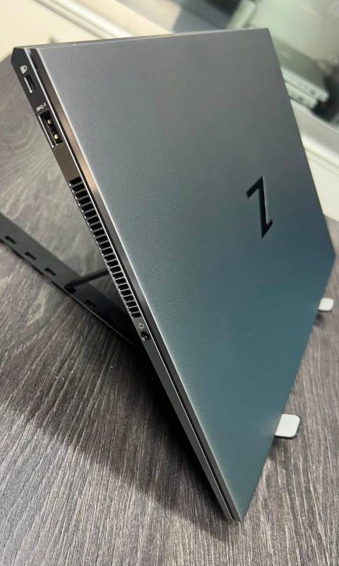 HP ZBook STUDIO 15G7 Slim