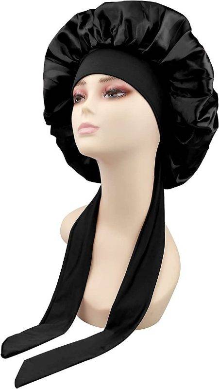 Bonnet en satin