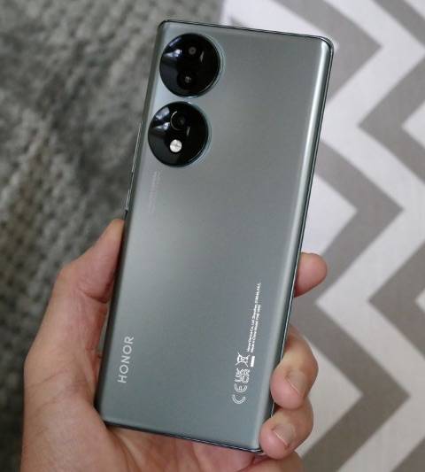 Honor 70